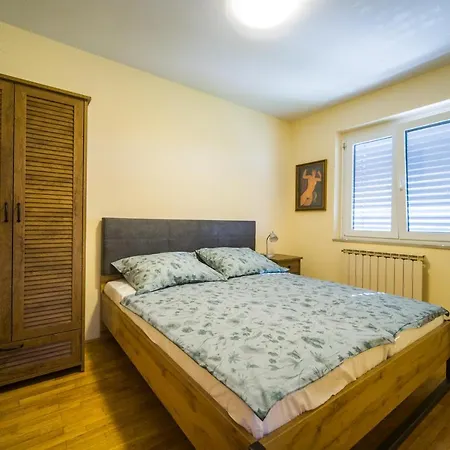 Sara 7, 8, 9 Apartment Portoroz