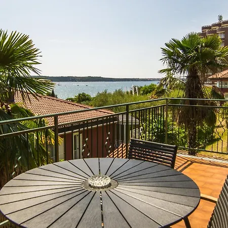 Apartment Sara 7, 8, 9 *