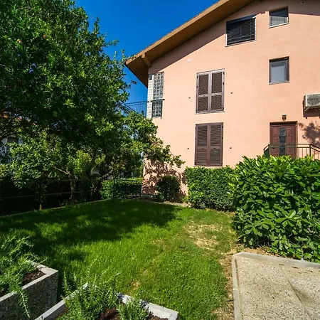 Apartment Sara 7, 8, 9 *