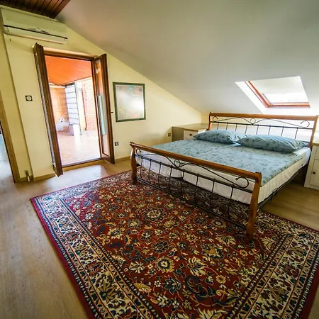 Apartamento Sara *